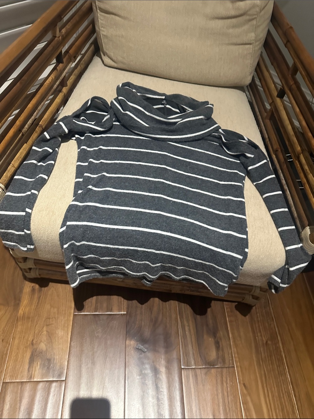 Striped Cowl Neck Women's Sweater - Gray